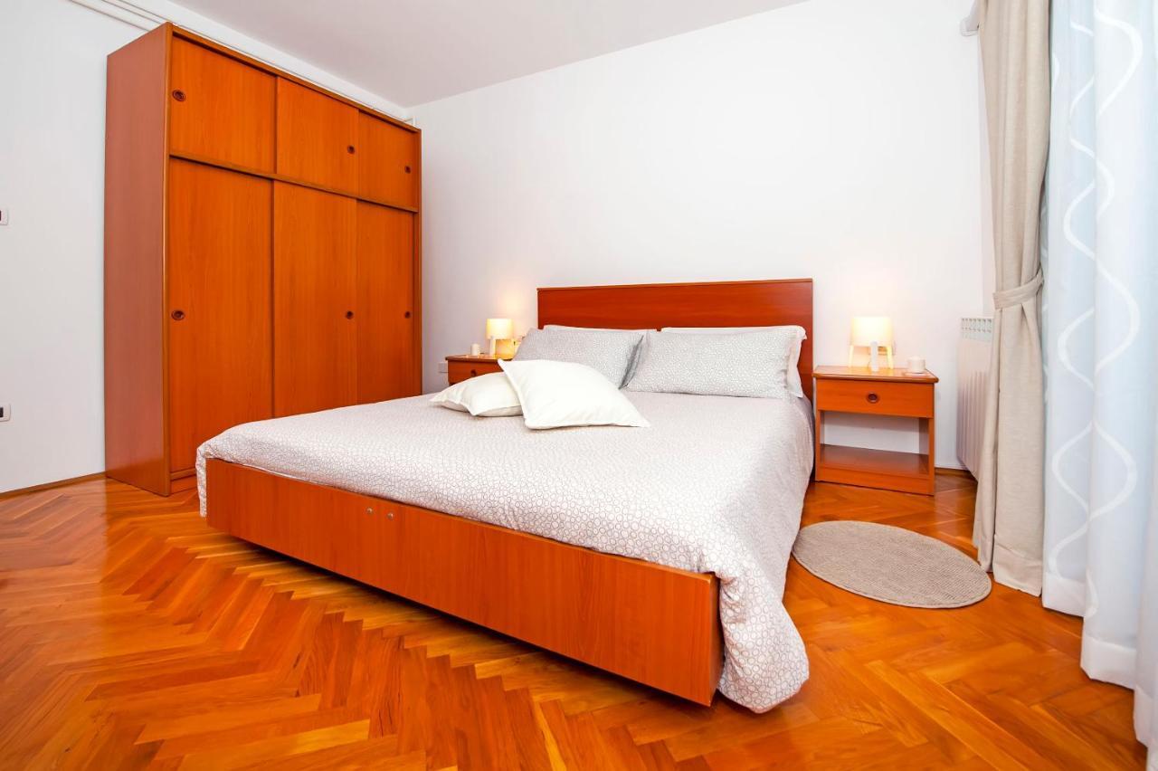 Apartments Milan Rovinj Exterior photo